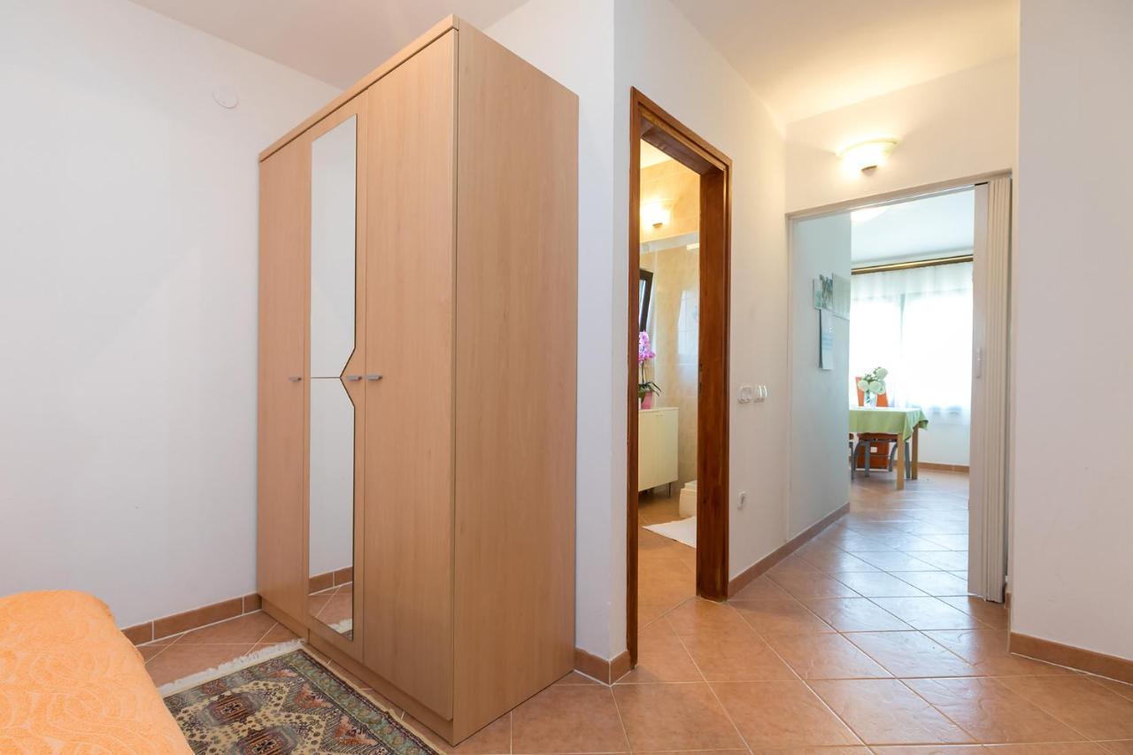 Apartments Marija Funtana Exterior photo