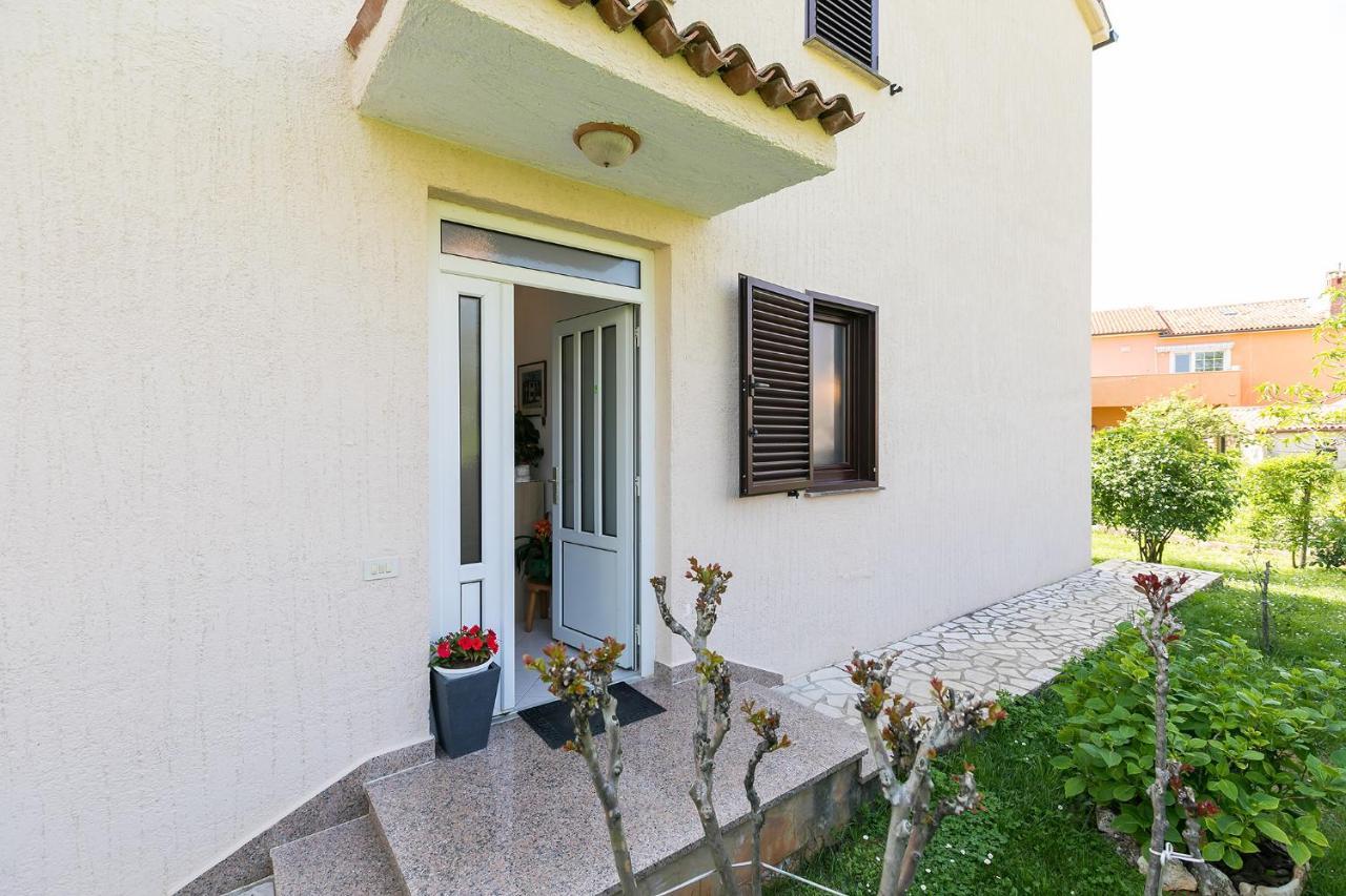 Apartments Marija Funtana Exterior photo
