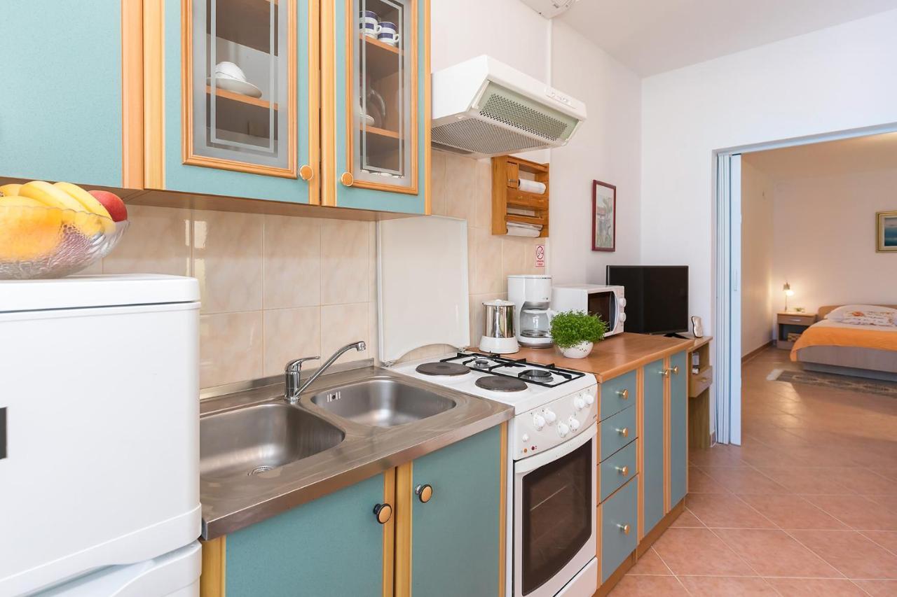 Apartments Marija Funtana Exterior photo